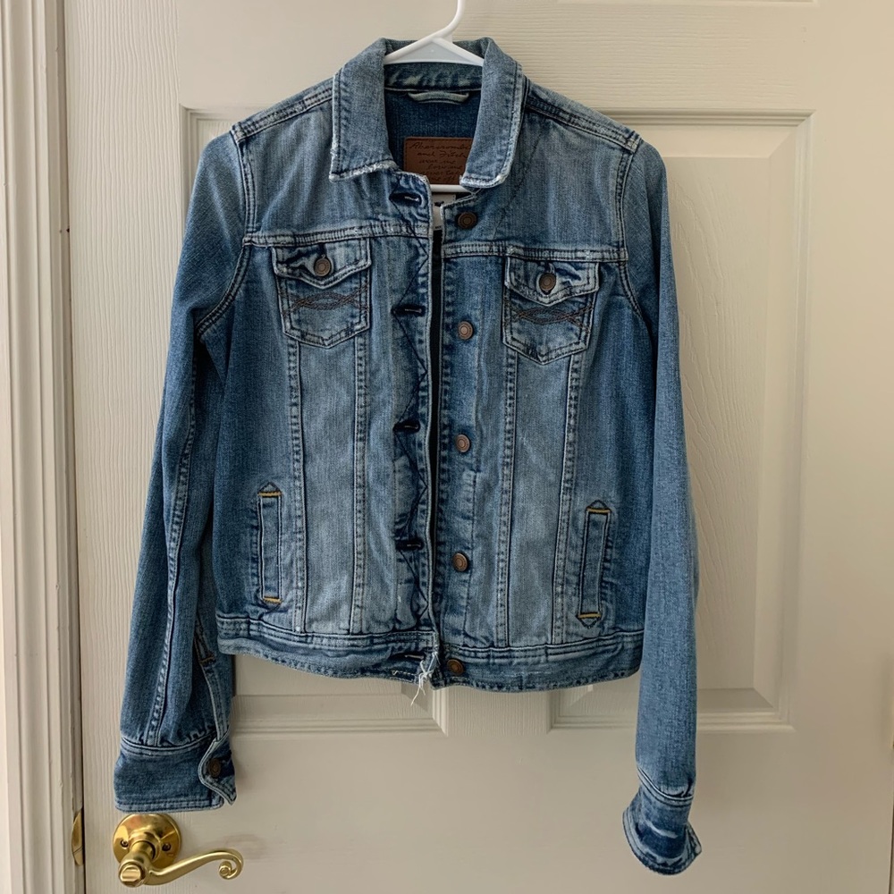 Abercrombie & Fitch Jean Jacket Size S
